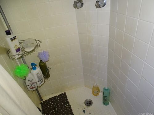 746 Makaleka Ave, Honolulu HI  96816-6003 exterior