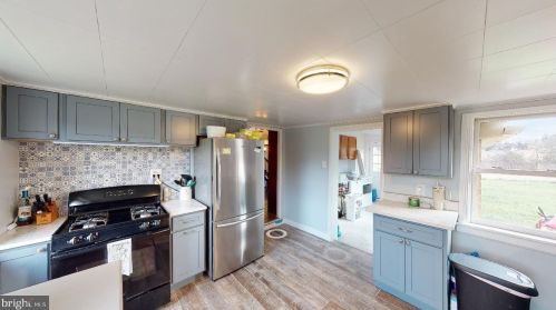 2221 Back Creek Valley Rd, Hedgesville WV  25427-6359 exterior