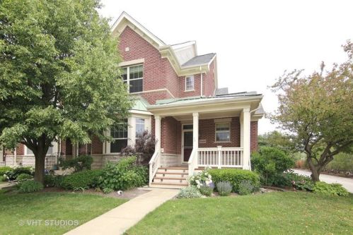 2400 Violet St, Glenview, IL 60026-8032