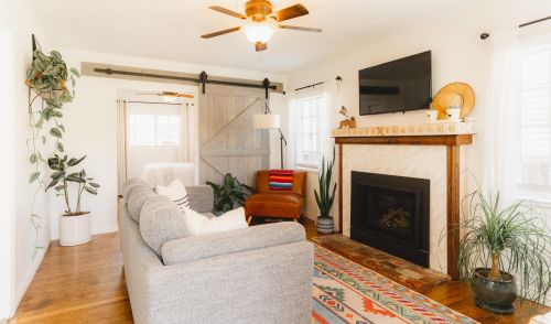 711 Spring St, Santa Barbara, CA 93103-2407