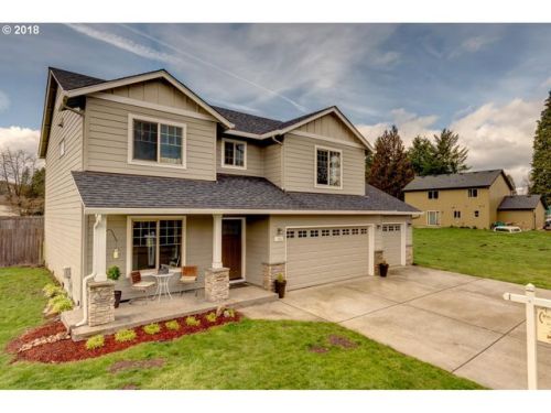 106 Dylans Ct, Yacolt, WA 98675-5578