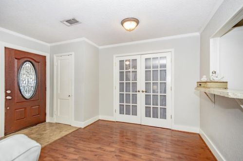 1105 Nottingham Dr, Angleton TX 77515-3518 exterior