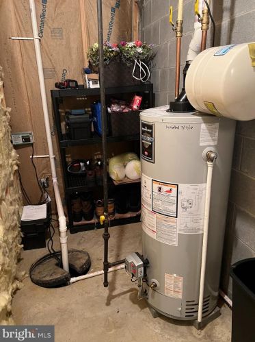 103 Sutherland Rd, Lancaster PA  17603-9020 exterior