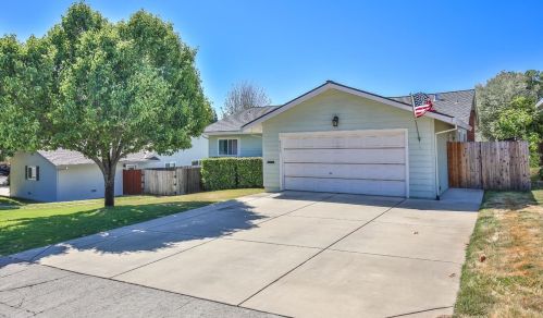 8529 Hayden Way, Fair Oaks, CA 95628-6210