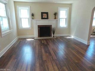 4020 Griffin St, Portsmouth, VA 23707-3820