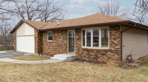 4112 Pepper Dr, Rockford, IL 61114-5267