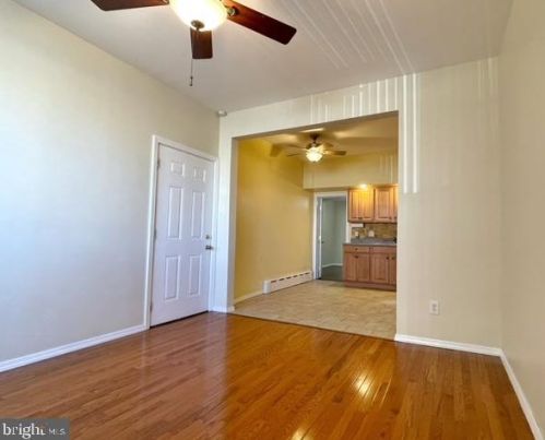 1322 Jackson St, Philadelphia PA  19148-2930 exterior