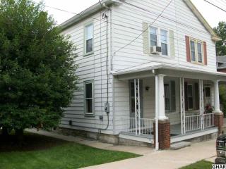 6 Canal St, Lebanon, PA 17046-3721