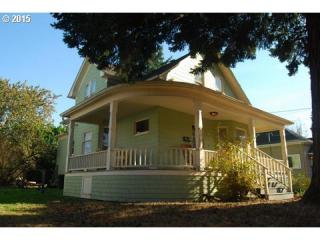 414 72nd Ave, Portland, OR 97215-1418