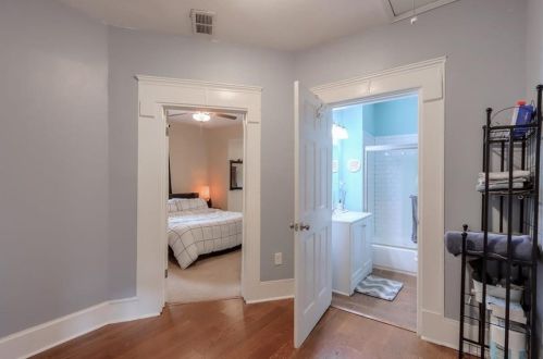 1085 Metropolitan Pkwy, Atlanta GA  30310-3437 exterior