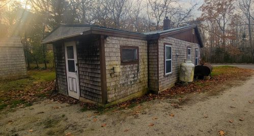 688 Mines Rd, Sedgwick, ME 04676-3400
