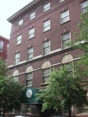303 Vine St, Philadelphia PA  19106-1142 exterior