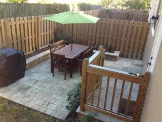 1705 Lincoln St, Savannah GA  31401-7545 exterior