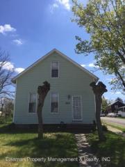 2404 Chestnut St, Fort Wayne IN  46803-2616 exterior