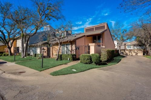 9231 Chimney Sweep Ln, Dallas, TX 75243-3235