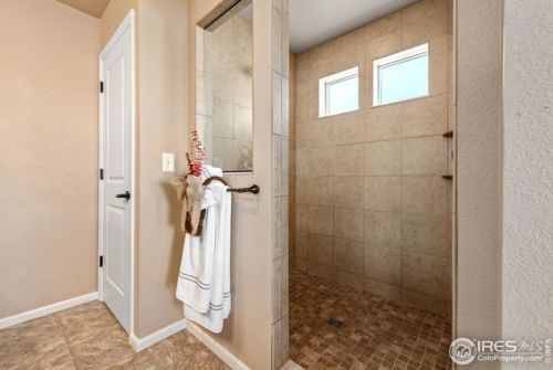 4927 Saddlewood Cir, Loveland CO 80534-8219 exterior