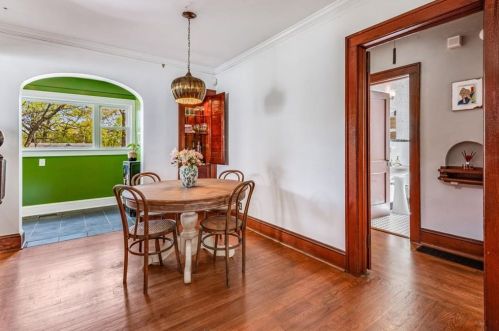 2496 Jefferson Ter, Atlanta GA  30344-2743 exterior