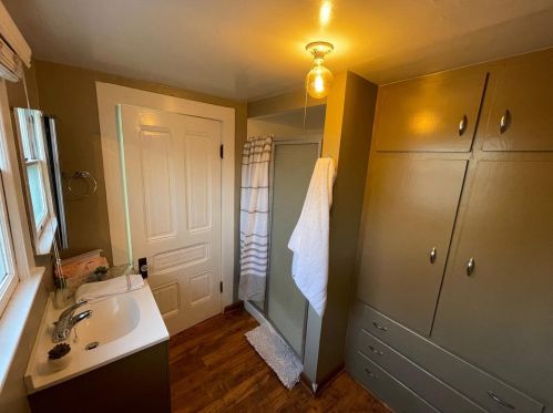 1115 Merritt St, Turlock CA  95380-4952 exterior