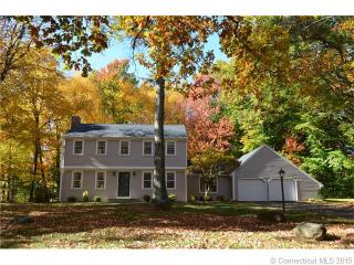 697 Clearview Dr, Cheshire CT  06410-2934 exterior