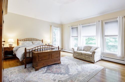 89 Falcon Ridge Rd, Torrington CT  06790-4389 exterior