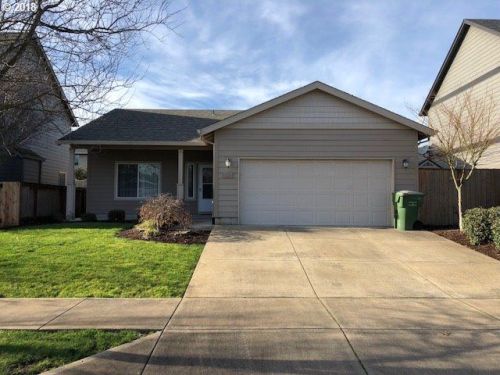569 Corinne Dr, Newberg, OR 97132-2274