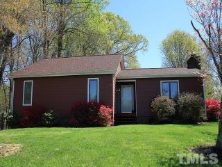 100 Carr Ct, Mebane, NC 27302-2019