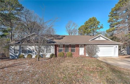 8 Rivercliff Rd, Rogers, AR 72756-8209