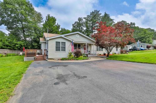 15 Shelton St, Nashua, NH 03062-2041