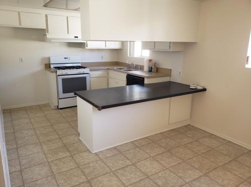 2152 Via Camino Verde, Oceanside, CA 92054-7362