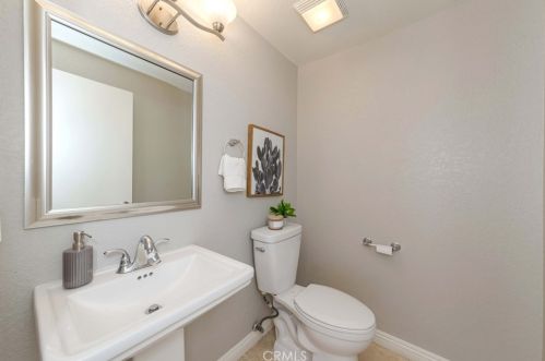 15192 Touraine Way, Irvine CA  92604-3150 exterior