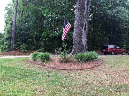 112 Crescent Rd, Thomaston, GA 30286-2657