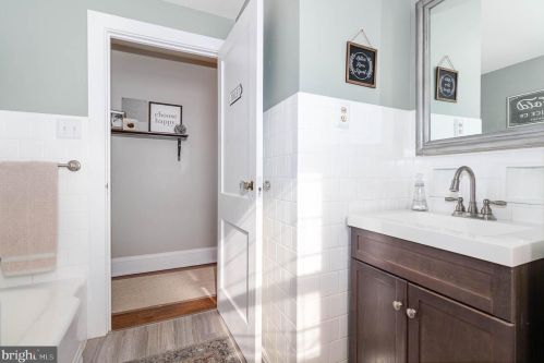 313 Stock St, Hanover PA 17331-2227 exterior