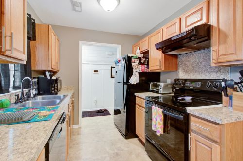 233 Cornell Dr, Ladson SC  29456-3212 exterior