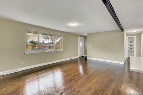 8209 Nola Dr, Denver CO  80221-4672 exterior