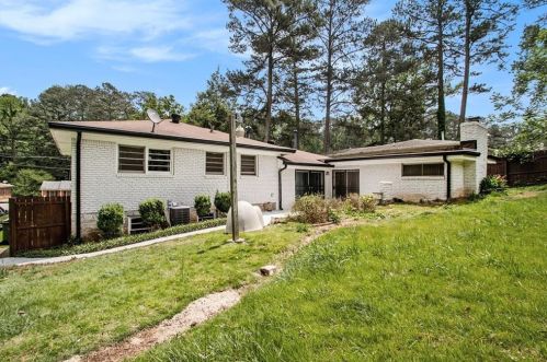 1823 Fort Valley Dr, Atlanta GA  30311-5115 exterior