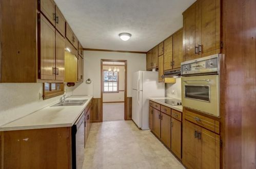 2691 Turner Valley Cir, Conyers GA  30094-5558 exterior