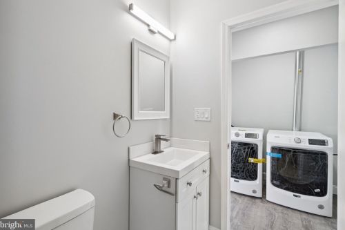 624 42 St, Philadelphia PA 19104-1468 exterior