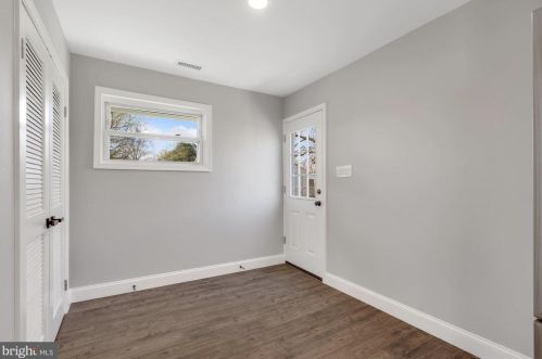 5222 Dalton Rd, Springfield VA  22151-3729 exterior