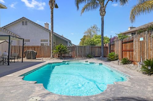 2641 Tradition Way, Modesto, CA 95355-9671