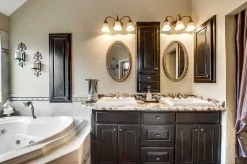 9104 Tyne Trl, Fort Worth TX  76118-7313 exterior