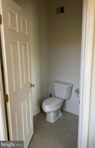 31 Lullwater Way, Falling Waters WV  25419-4338 exterior
