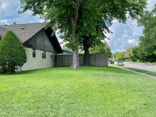 2001 Santa Anna Dr, Garland TX  75042-5060 exterior