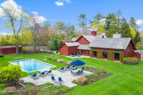 46 Dewart Rd, Greenwich, CT 06830-3417