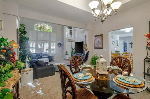 781 Bluff Dr, Los Banos CA  93635-5127 exterior