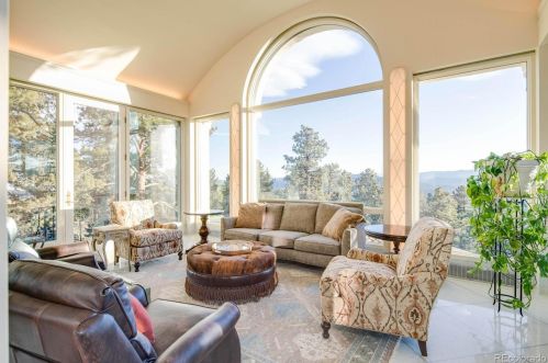 24889 Grandview Ave, Lakewood, CO 80401