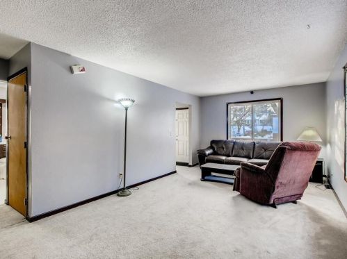1052 Dale St, Saint Paul MN  55117-5605 exterior