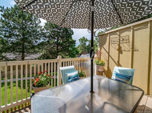 11885 Kepner Dr, Aurora CO 80012-3284 exterior