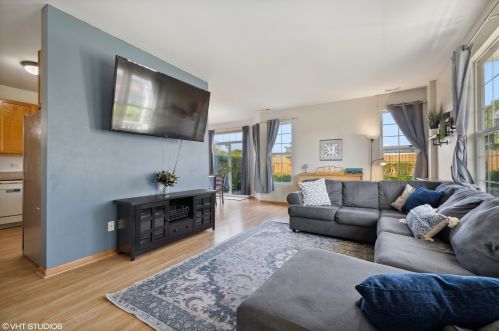 25035 Clare Cir, Wilton Center, IL 60442-1437
