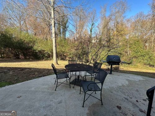 3811 Abby Ct, Atlanta GA  30329 exterior