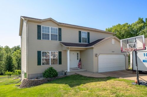2154 Prairie Glen Dr, Herculaneum, MO 63048-1642